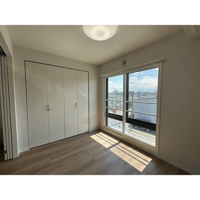 ASTER SHIROISHIの物件内観写真