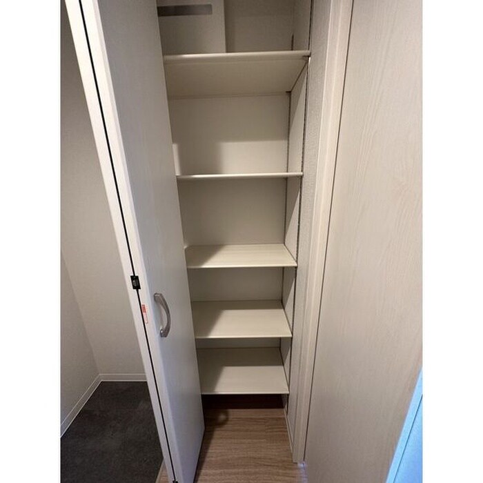 ASTER SHIROISHIの物件内観写真