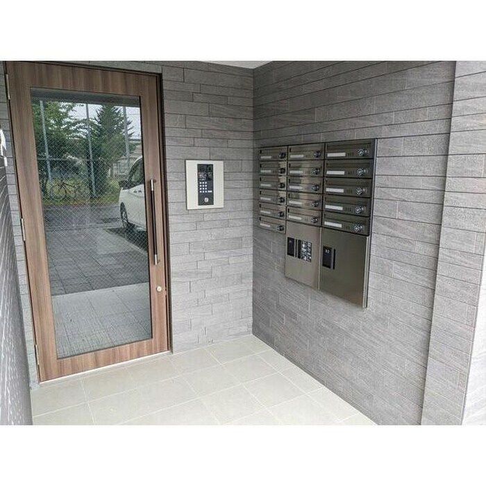 サクラブール栄通の物件外観写真