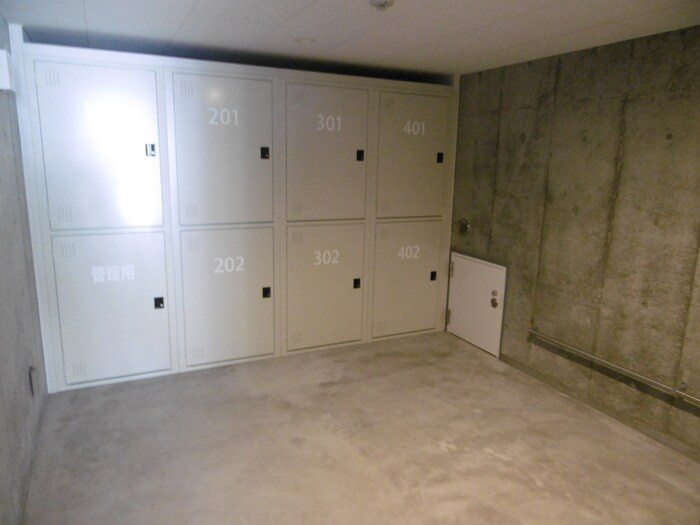 Ｙ　Ｆｌａｔの物件外観写真