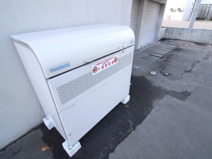 トロンシェの物件外観写真