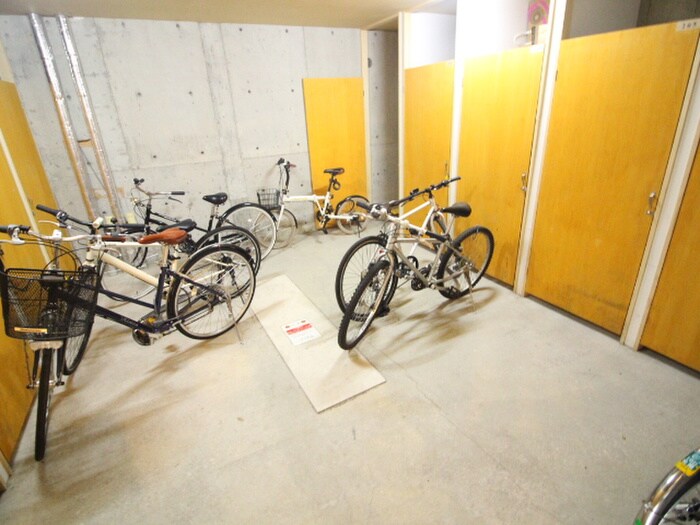 トロンシェの物件外観写真