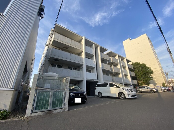 プロヴィデンス北円山の物件外観写真