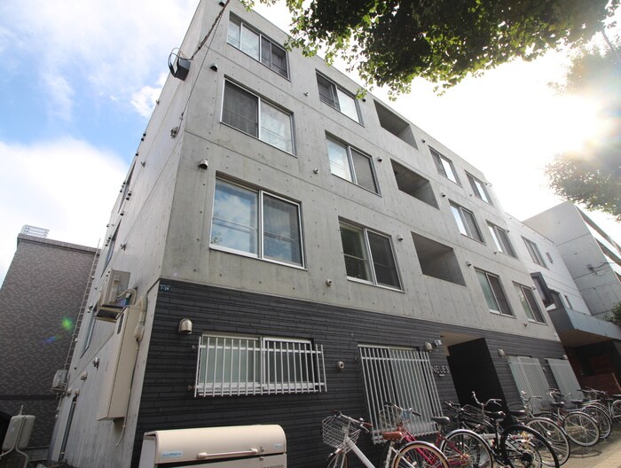 ＮＥＵＥＳの物件外観写真