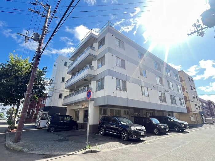 オ－チャ－ドプラザの物件外観写真