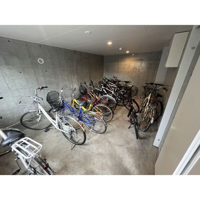 GIULIA196の物件外観写真