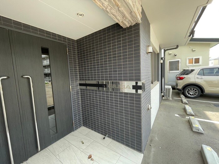 GIULIA196の物件外観写真