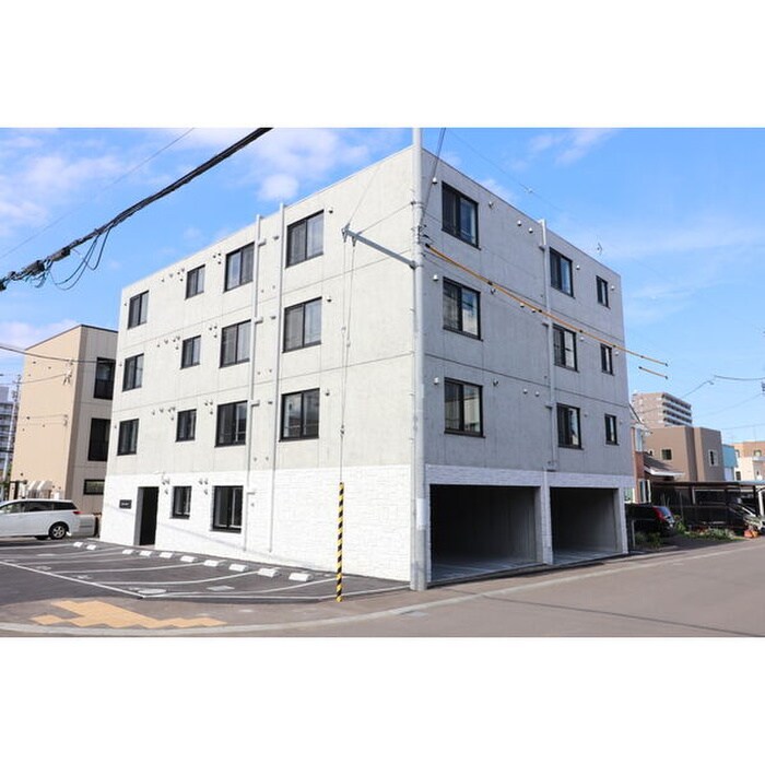 ﾍﾞﾙｺｰﾄ西野の物件外観写真