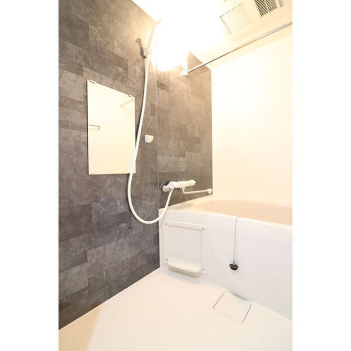 ﾍﾞﾙｺｰﾄ西野の物件内観写真