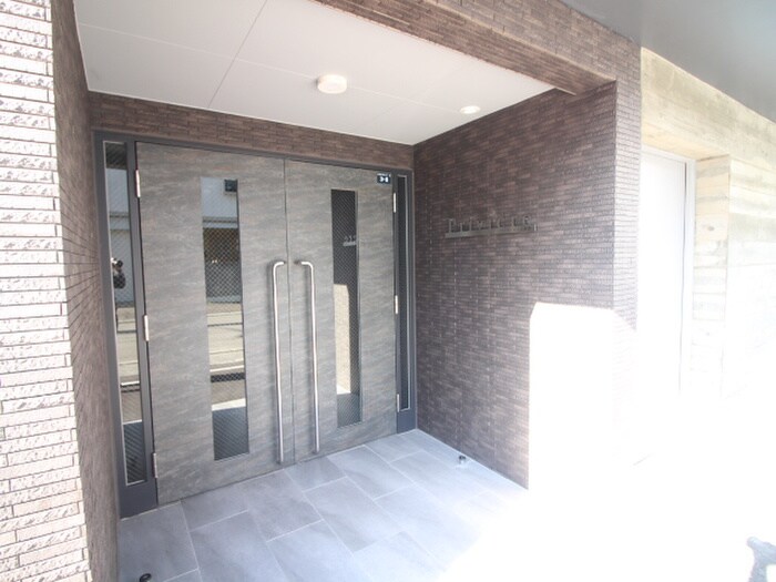 プリヴィエール美園の物件外観写真