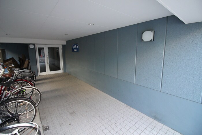 ラテルネ公園通りの物件外観写真