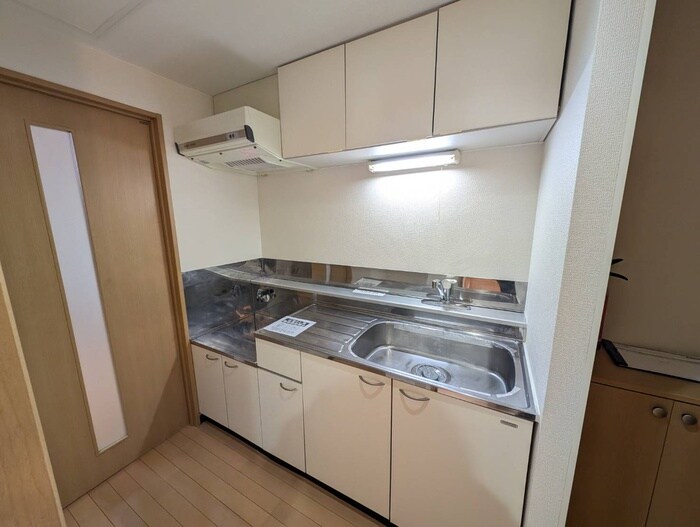 ラテルネ公園通りの物件内観写真