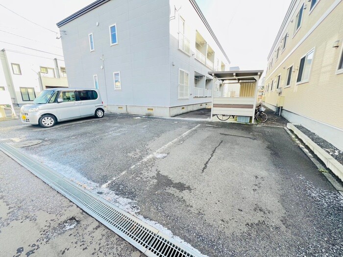 エクセラン新琴似の物件外観写真