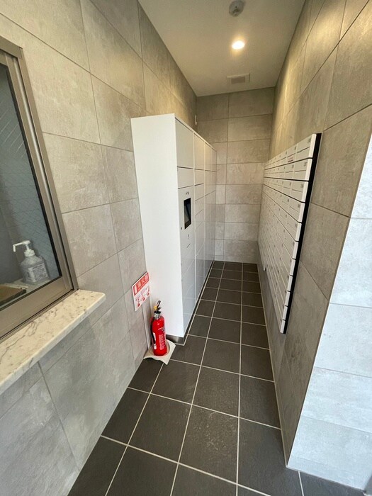 クリスタルガーデン栄町の物件外観写真