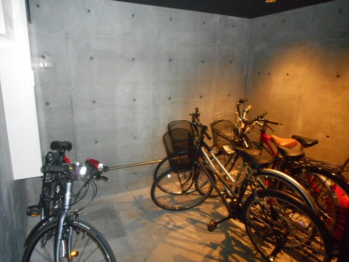 グランラヴィーヌ本郷通の物件外観写真