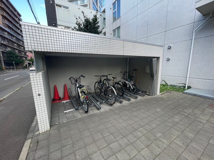 ＩＮＦＩＮＩＴＹの物件外観写真