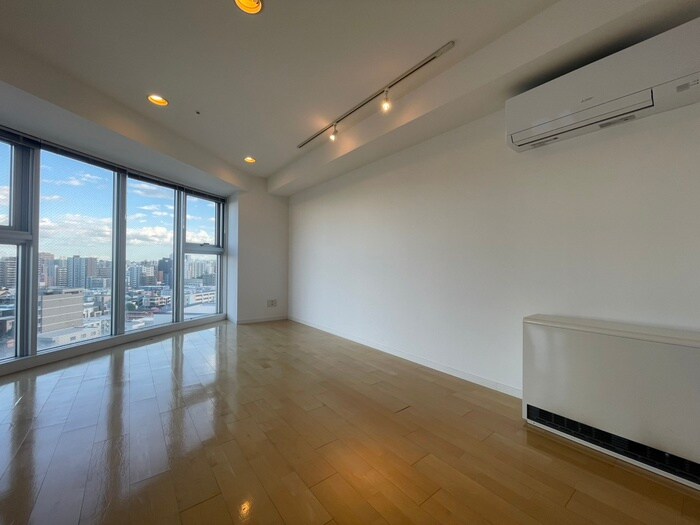 ＩＮＦＩＮＩＴＹの物件内観写真