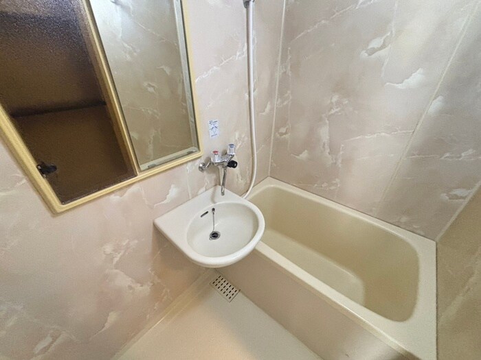 ロイヤルヒルズ文化町の物件内観写真