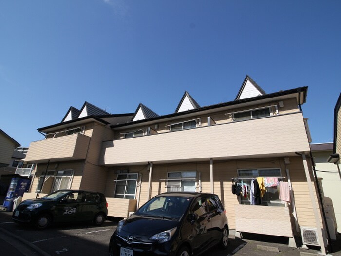 サンパレス元茶畑の物件外観写真