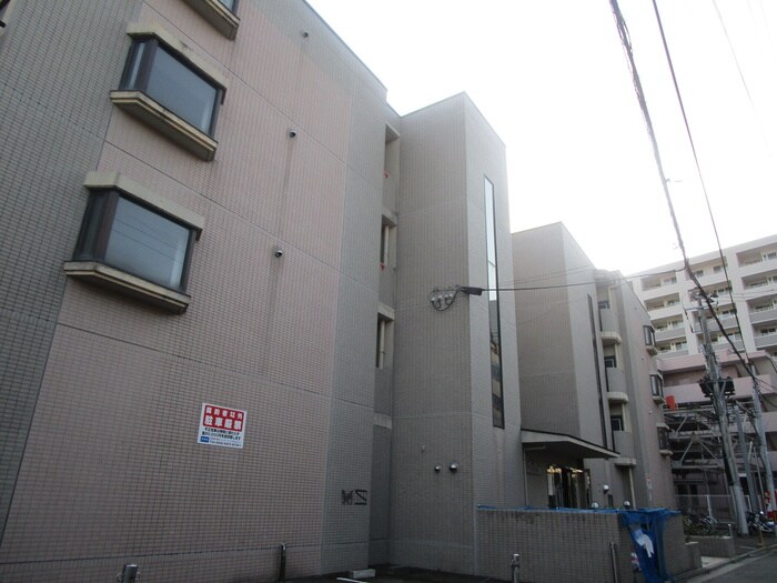 シマダハウスの物件外観写真