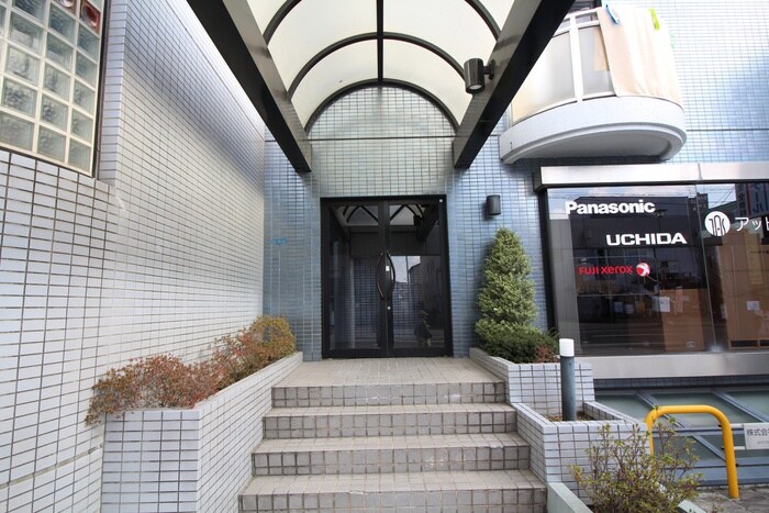 M.I.K-BUILDINGの物件外観写真