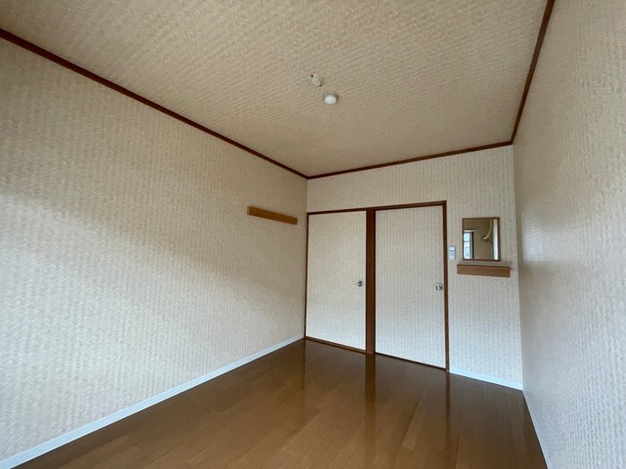 エクセランス・ド・花京院の物件内観写真