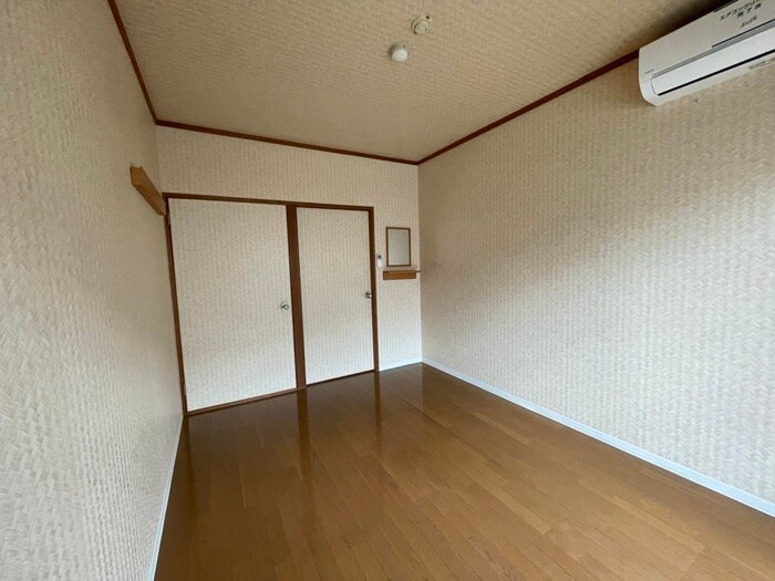 エクセランス・ド・花京院の物件内観写真