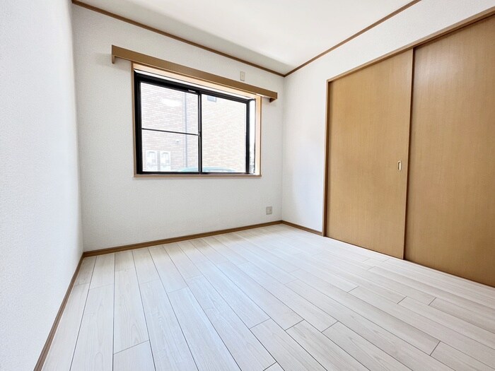 ロイヤルパーク新坂通壱番館の物件内観写真