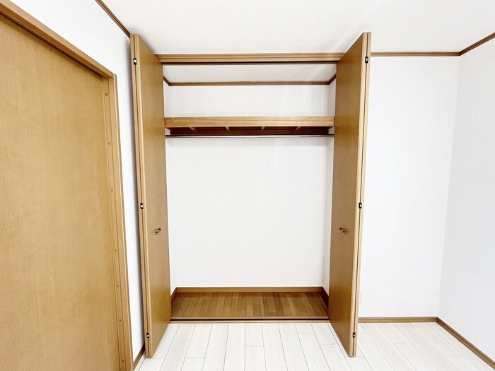 ロイヤルパーク新坂通壱番館の物件内観写真