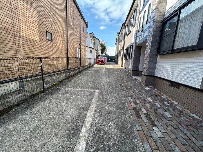 ロイヤルパーク新坂通弐番館の物件外観写真