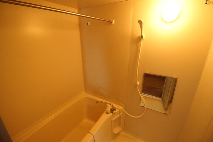 ロイヤルパーク新坂通弐番館の物件内観写真