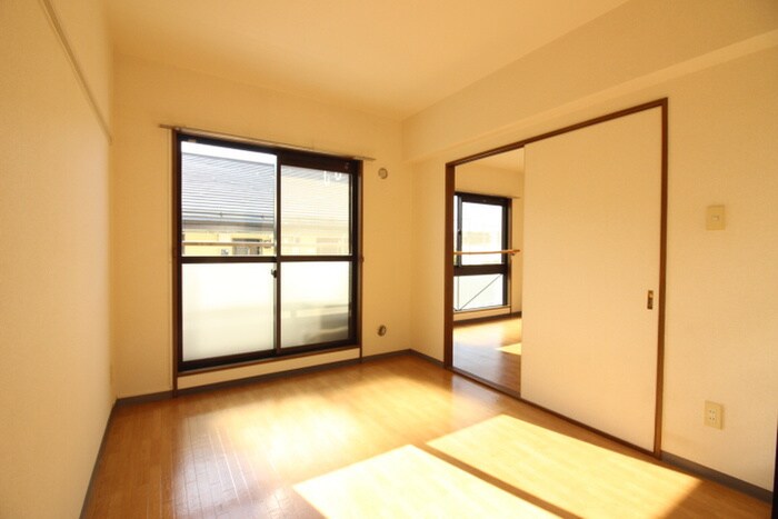 プレジオ泉の物件内観写真