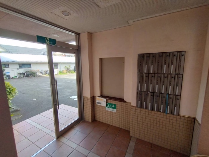 コンアモ－ルⅡの物件外観写真