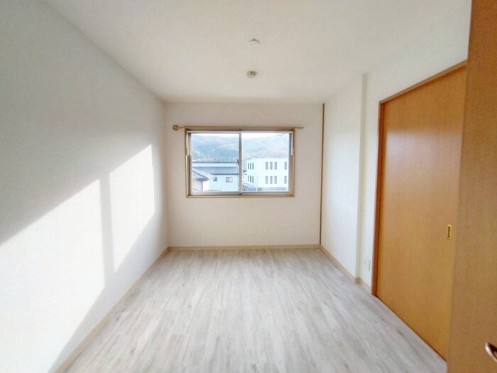 コンアモ－ルⅡの物件内観写真