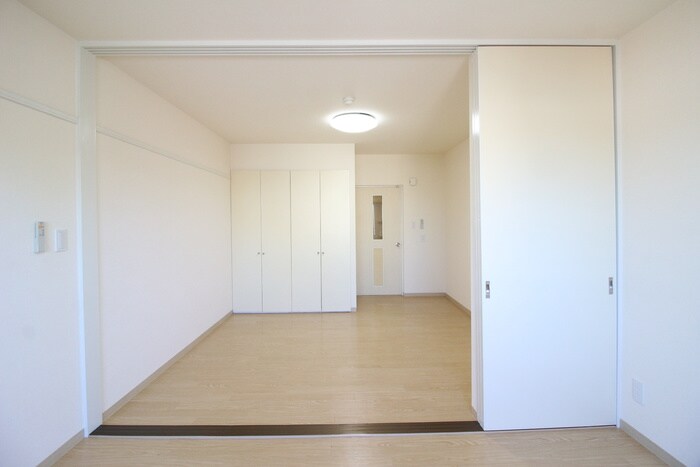 イ－グルハイツ萩野町の物件内観写真