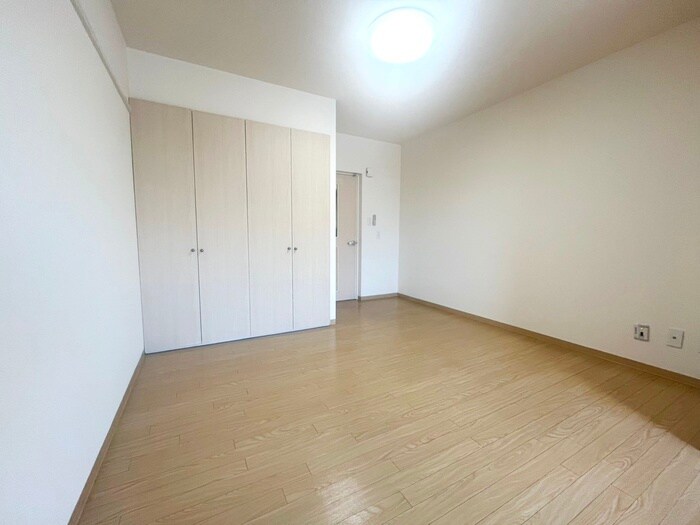 イ－グルハイツ萩野町の物件内観写真