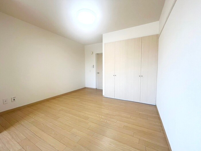 イ－グルハイツ萩野町の物件内観写真