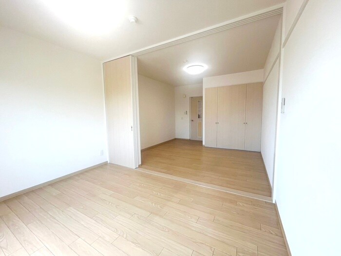 イ－グルハイツ萩野町の物件内観写真