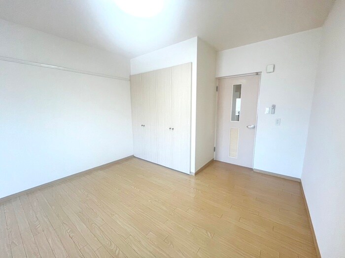 イ－グルハイツ萩野町の物件内観写真