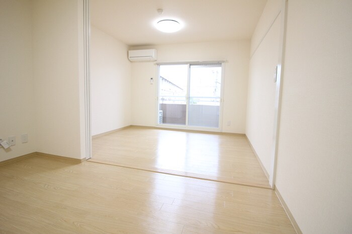 イ－グルハイツ萩野町の物件内観写真