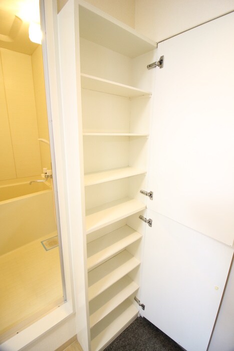 イ－グルハイツ萩野町の物件内観写真