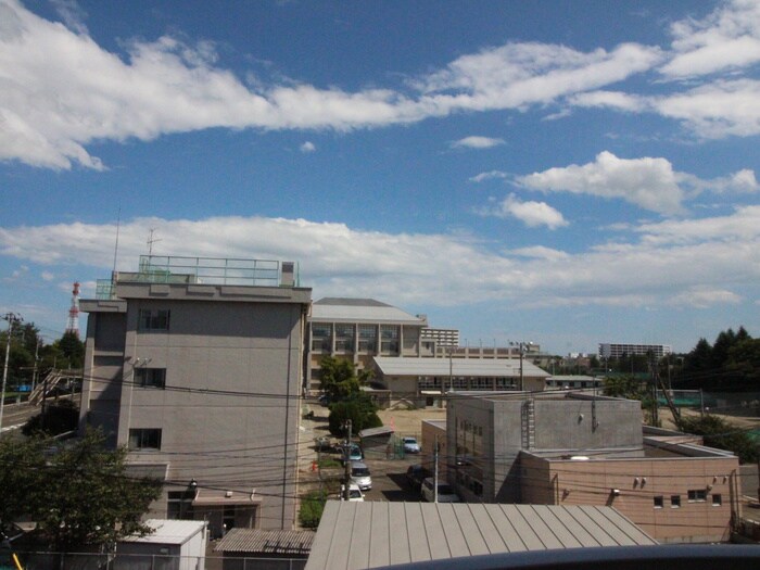 イ－グルハイツ萩野町の物件内観写真