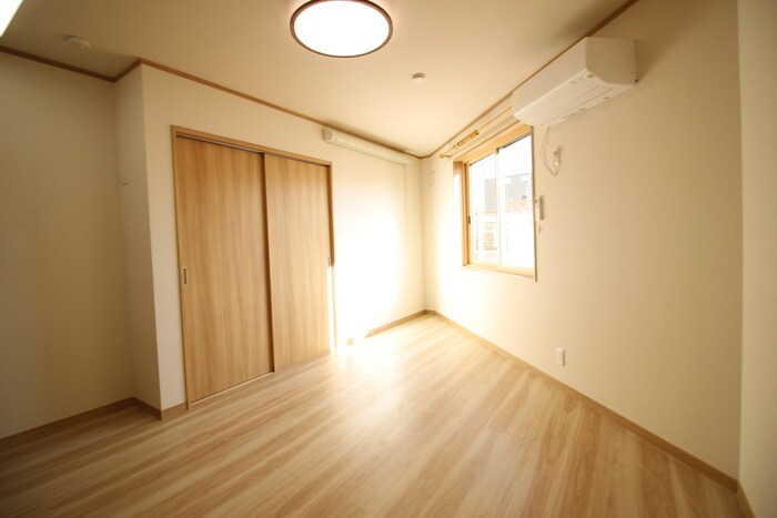 イルサンルイⅠの物件内観写真