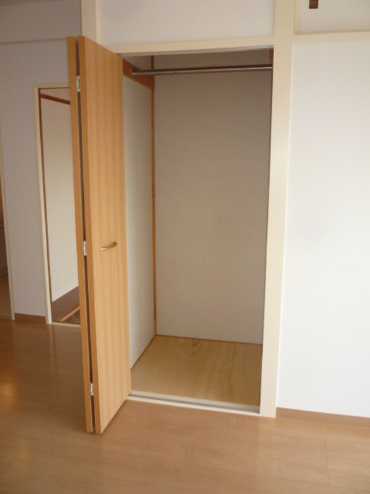 エステマ－ルの物件内観写真