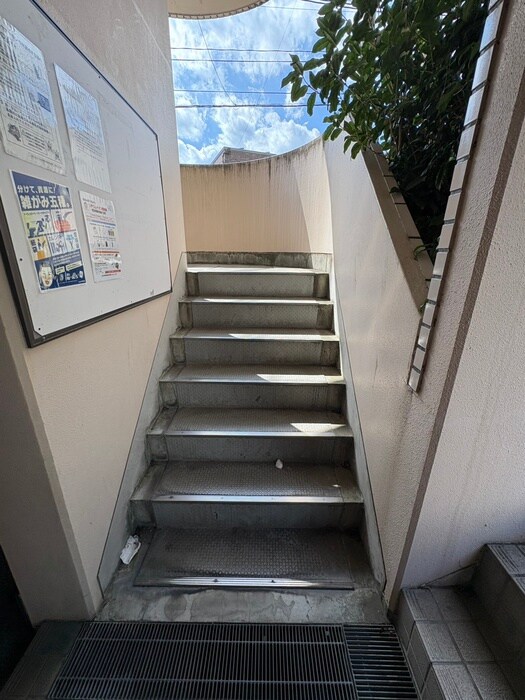 宮町クレストの物件外観写真