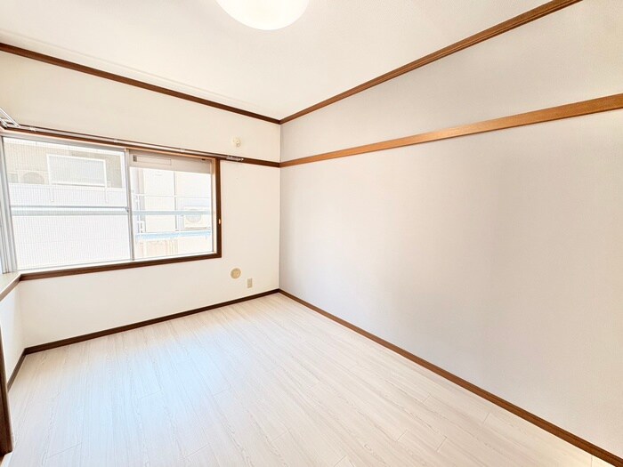 第十二ショ－ケ－ビルの物件内観写真