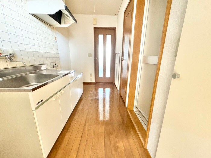 リトルリバ－の物件内観写真