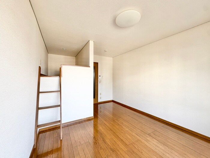 リトルリバ－の物件内観写真