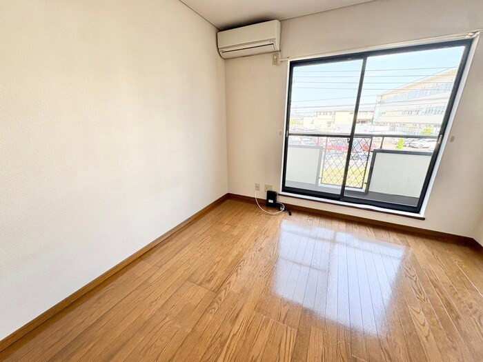 リトルリバ－の物件内観写真