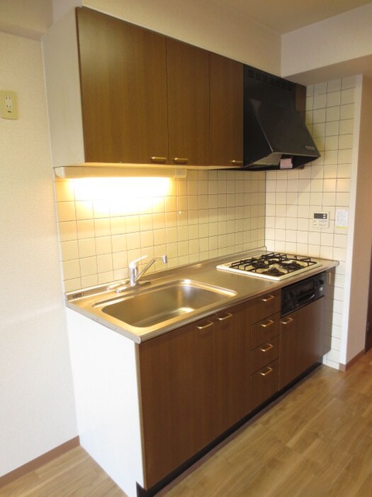 コンアモ－ルⅠの物件内観写真